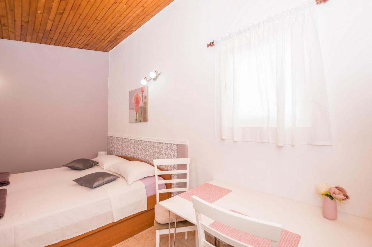 Apartment Zinka Vodice Buitenkant foto