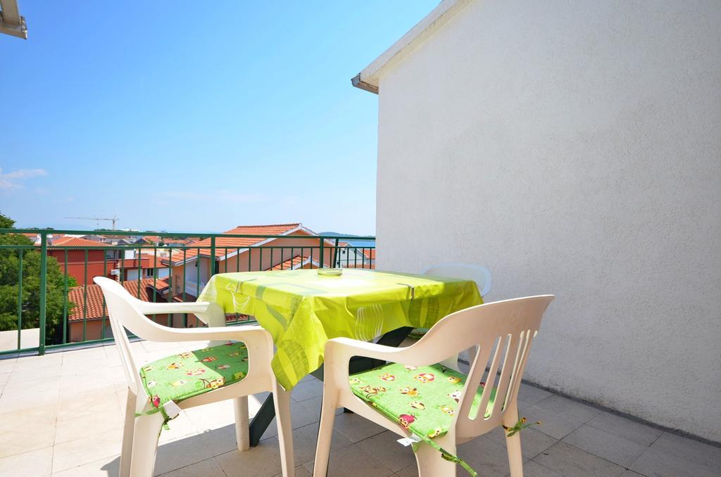 Apartment Zinka Vodice Buitenkant foto